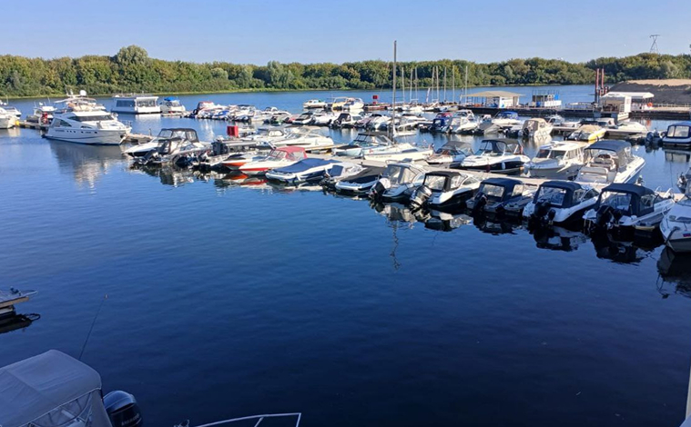 Понтоны и причальная инфраструктура фото 1